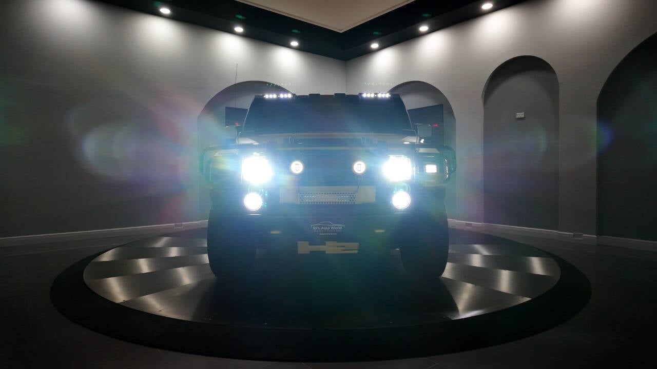 2004 HUMMER H2 29