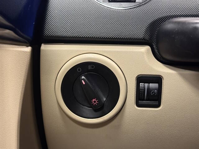 2007 Volkswagen New Beetle Convertible 2.5 PZEV