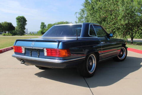 1985 Mercedes-Benz 500-Class