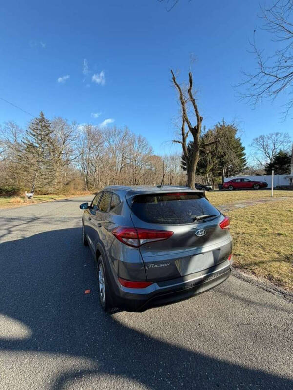 2016 Hyundai Tucson SE