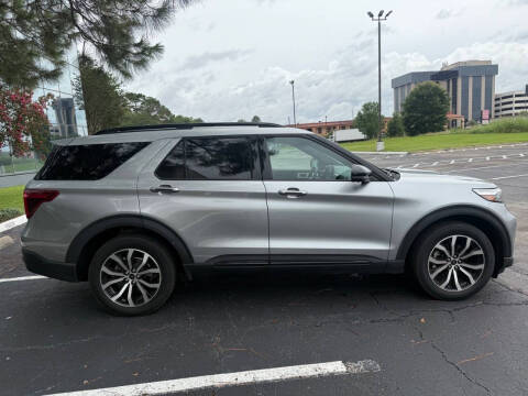 2020 Ford Explorer ST