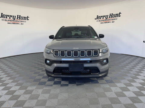 2023 Jeep Compass Latitude Lux