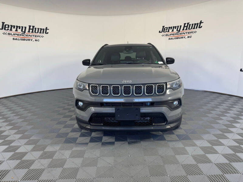 2023 Jeep Compass Latitude Lux