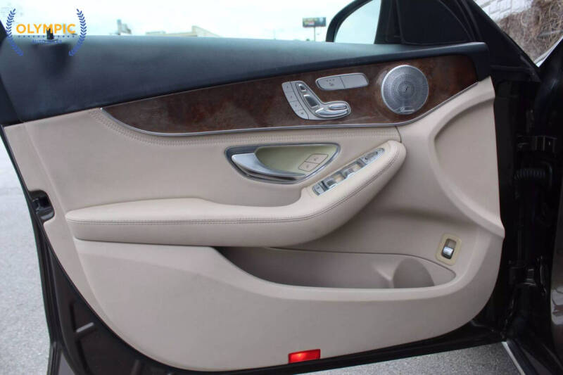 2015 Mercedes-Benz C-Class C 300