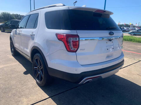 2016 Ford Explorer XLT