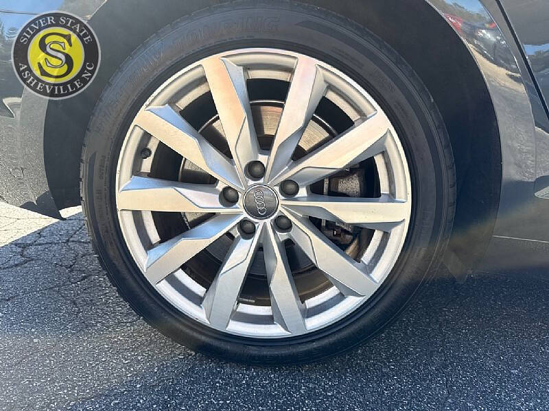 2017 Audi A4 2.0T quattro Premium