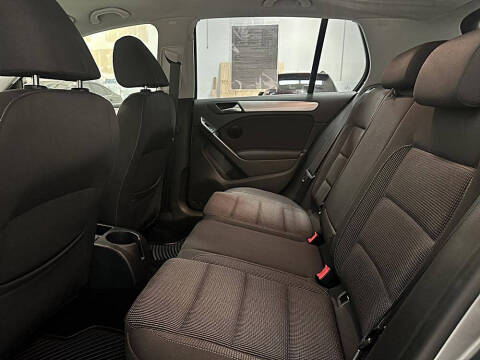 2010 Volkswagen Golf 2.5L PZEV