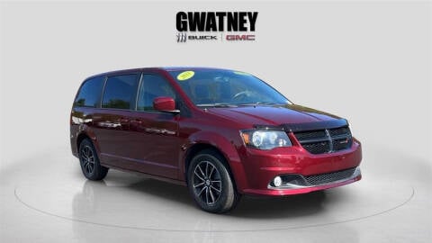 2018 Dodge Grand Caravan for sale at DeAndre Sells Cars in North Little Rock AR