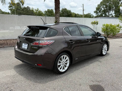 2011 Lexus CT 200h