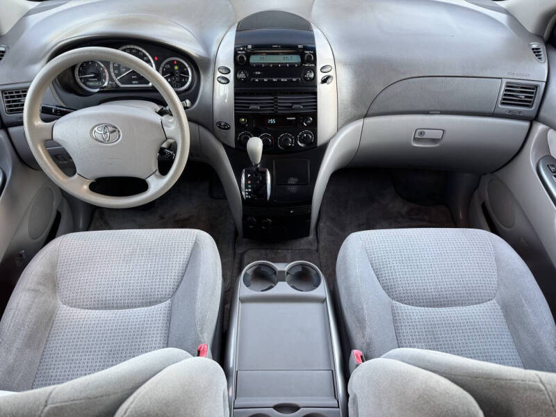 2006 Toyota Sienna CE 7 Passenger