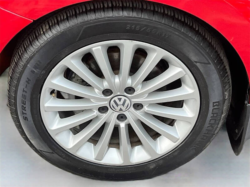 2019 Volkswagen Beetle 2.0T SE