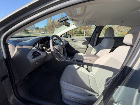 2017 Chevrolet Cruze LT Auto