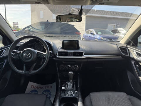 2017 Mazda MAZDA3 Sport