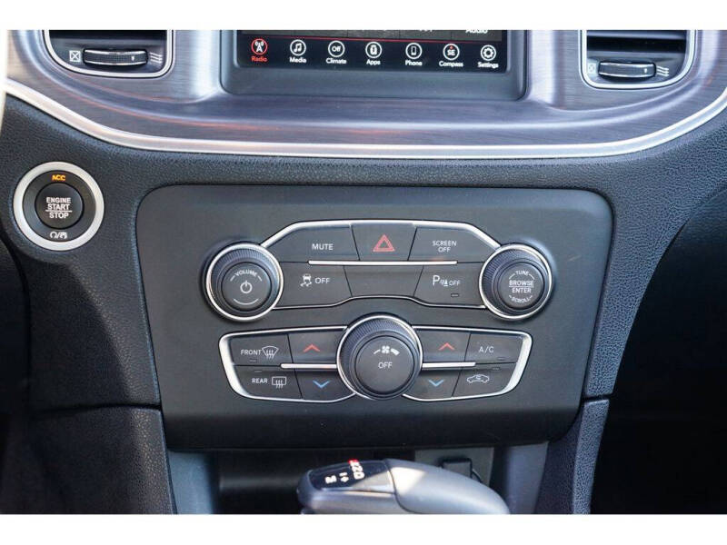 2018 Dodge Charger SXT