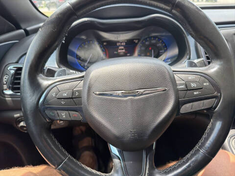 2015 Chrysler 200 S