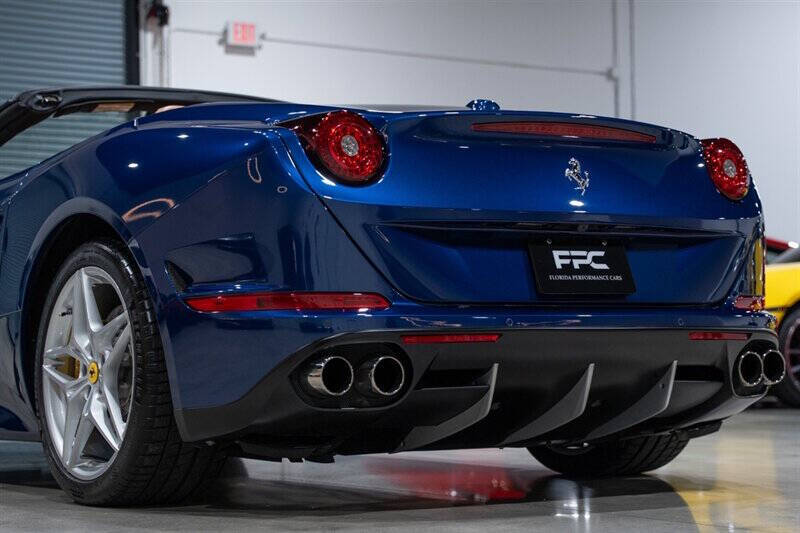 2016 Ferrari California T