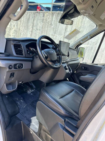2023 Ford E-Transit