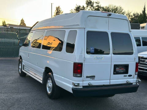 2012 Ford E-Series E-350 SD