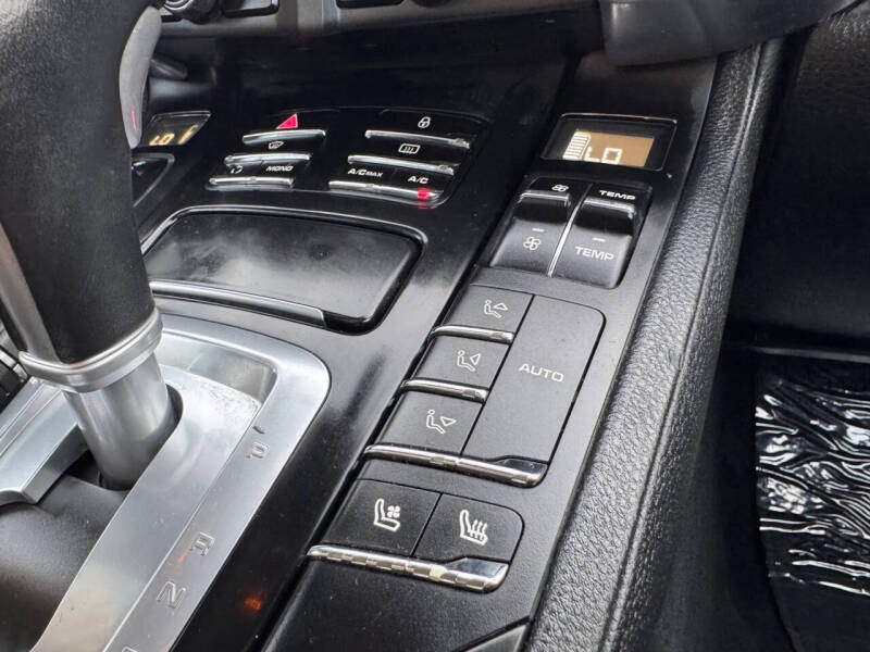 2012 Porsche Cayenne Tiptronic