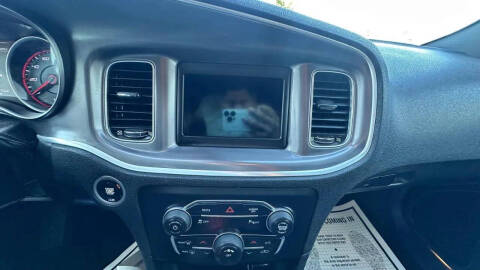 2019 Dodge Charger SXT