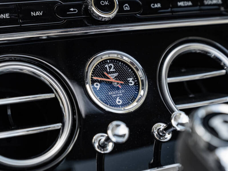 2022 Bentley Continental GTC V8