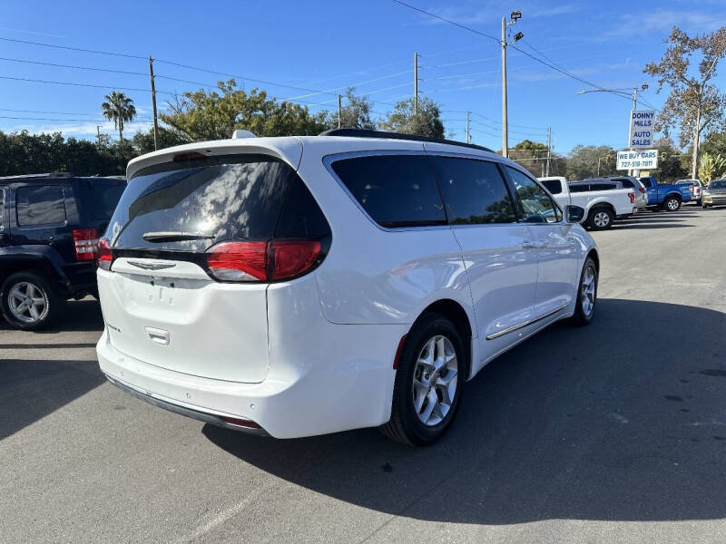 2017 Chrysler Pacifica Touring Plus