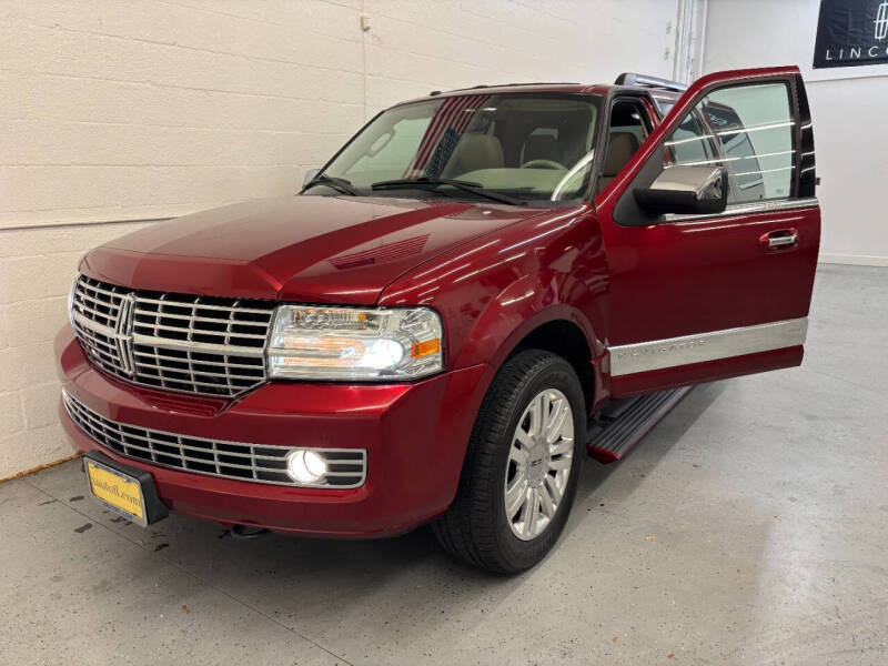 2014 Lincoln Navigator Base's photo