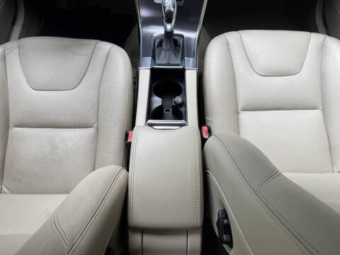 2015 Volvo XC60 T5 Drive-E Platinum