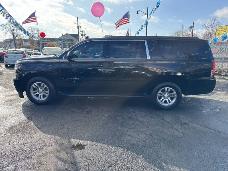 2017 Chevrolet Suburban LT