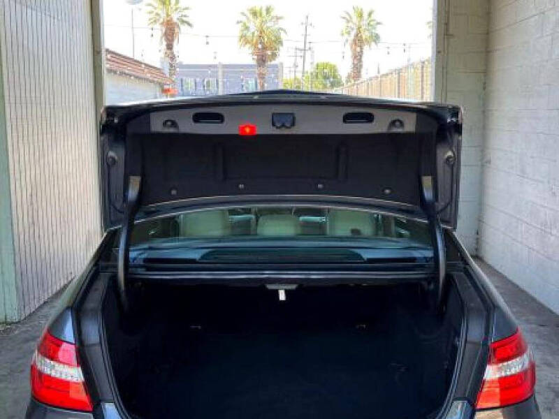 2011 Mercedes-Benz E-Class