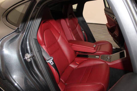 2018 Porsche Panamera