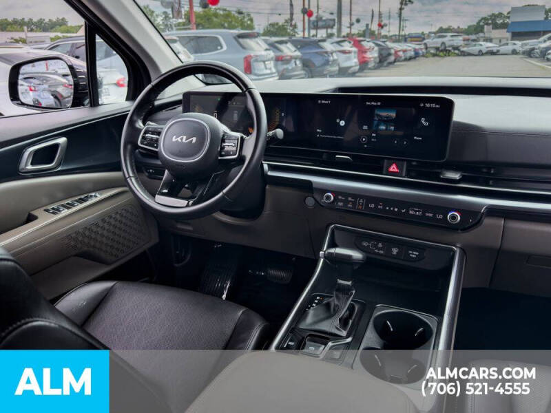 2025 Kia Carnival LXS