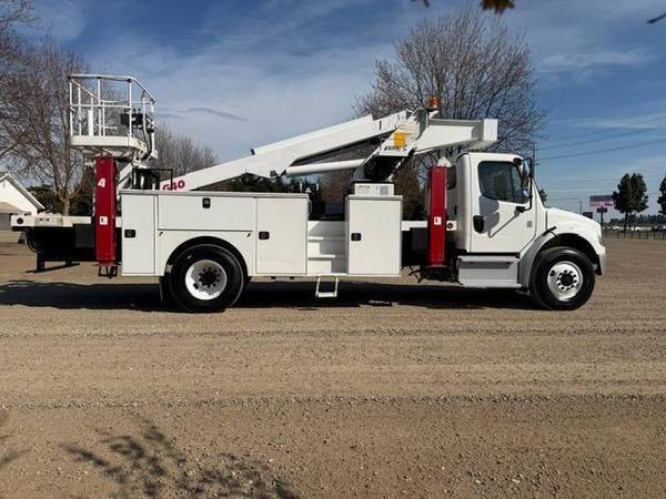 2014 Freightliner M2 106