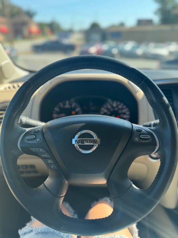 2016 Nissan Pathfinder S