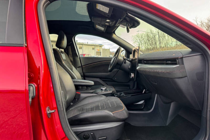 2022 Ford Mustang Mach-E GT