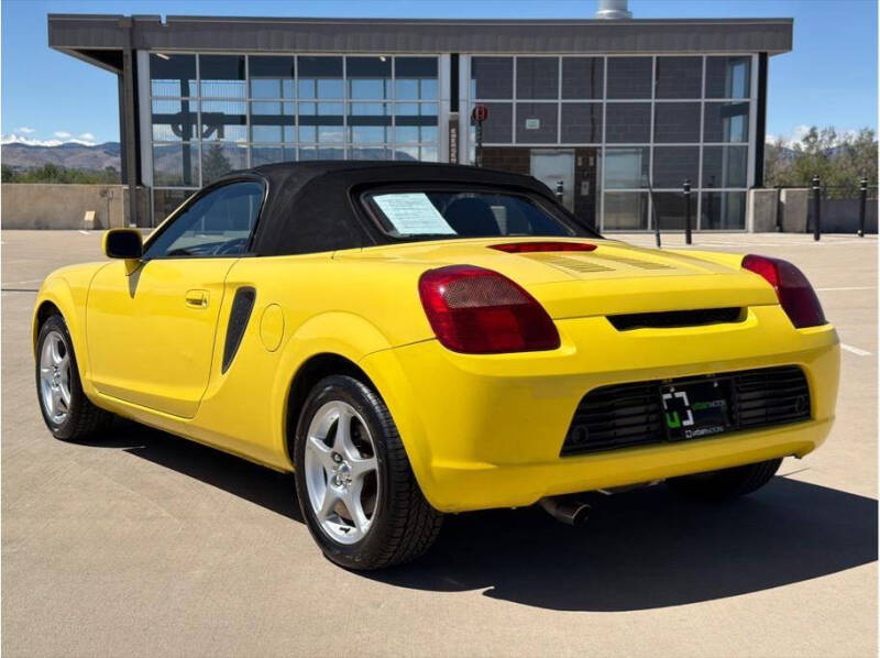 2001 Toyota MR2 Spyder