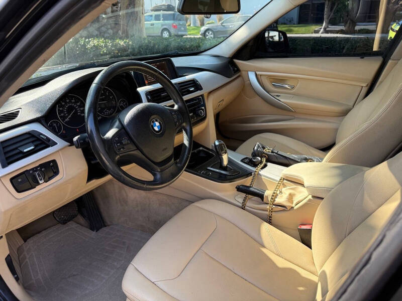 2016 BMW 3 Series 320i