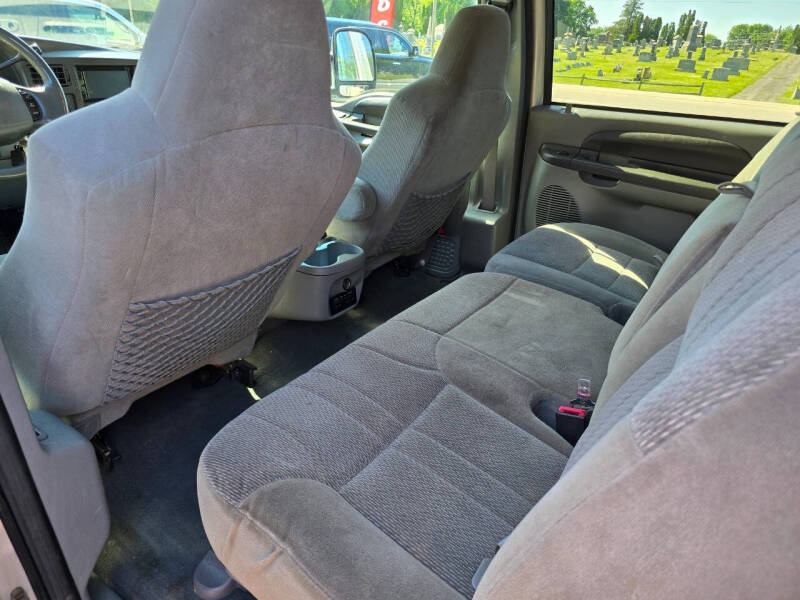 2004 Ford Excursion XLT