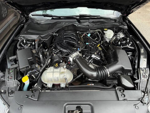2017 Ford Mustang V6