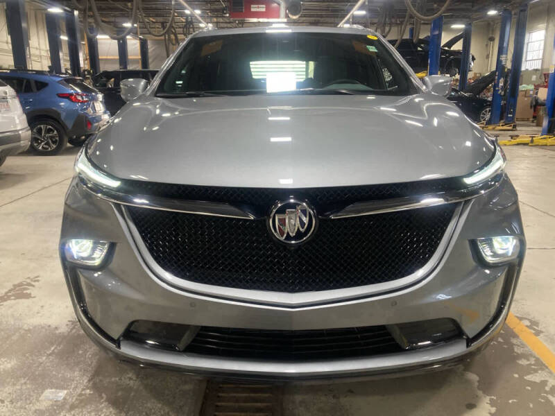 2024 Buick Enclave Essence