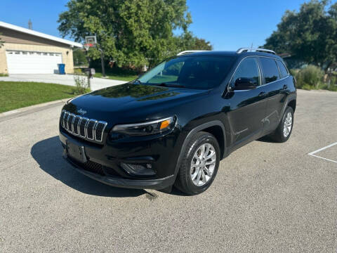 2019 Jeep Cherokee for sale at TOP YIN MOTORS in Mount Prospect IL