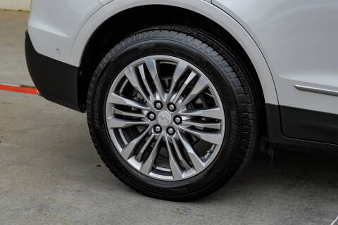 2018 Cadillac XT5 Premium Luxury