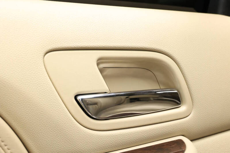 2012 Cadillac Escalade Premium