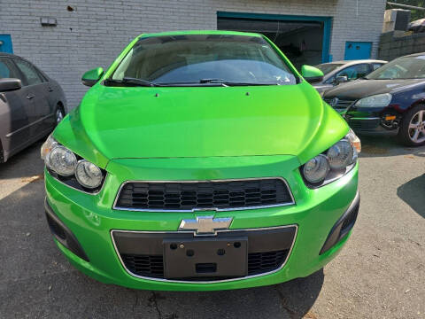 2016 Chevrolet Sonic LT Auto