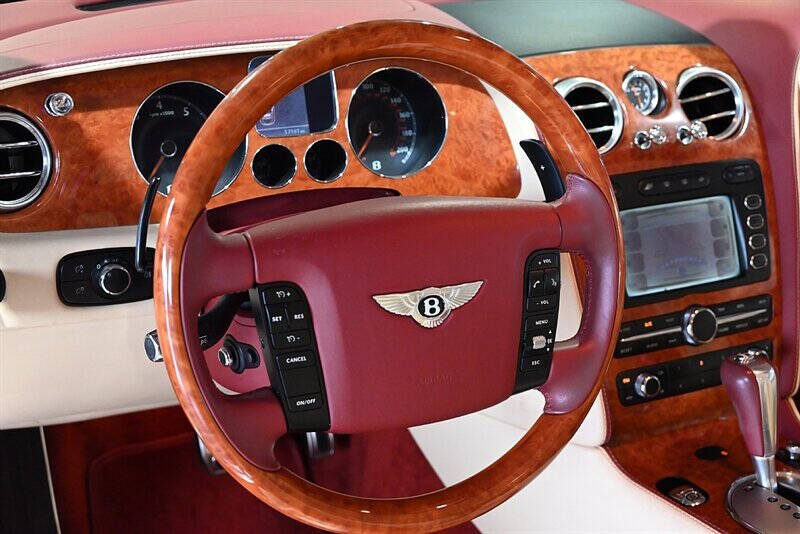 2007 Bentley Continental 32