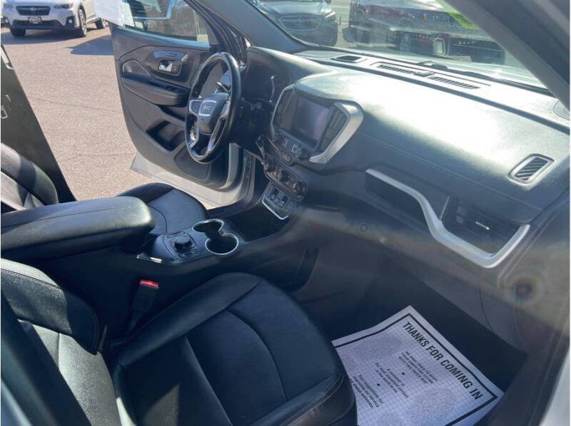 2021 GMC Terrain SLT