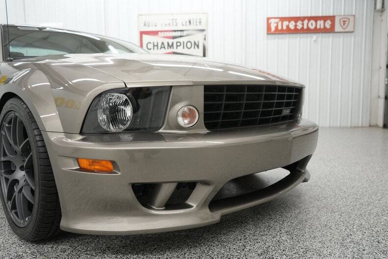 2005 Ford Mustang