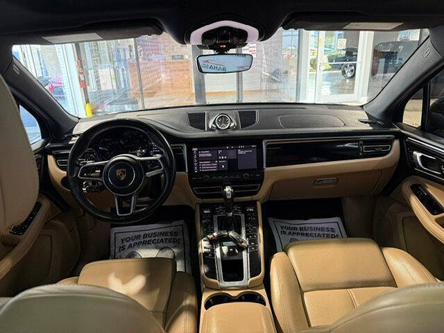2020 Porsche Macan