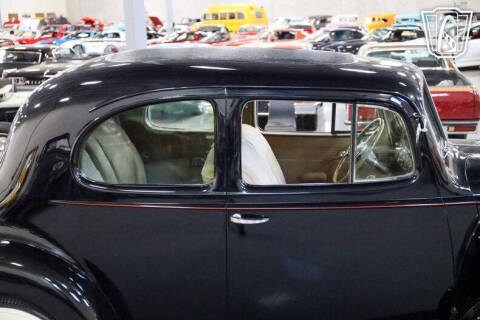 1938 Packard Super Eight