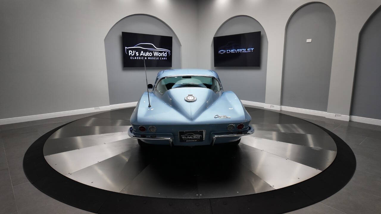 1964 Chevrolet Corvette 19